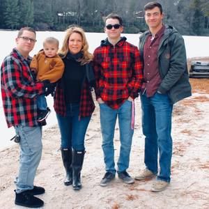 Meet your Posher, Jennifer